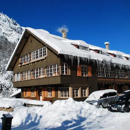 Auberge de jeunesse Mountain *