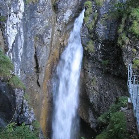 Auberge de jeunesse Mountain *